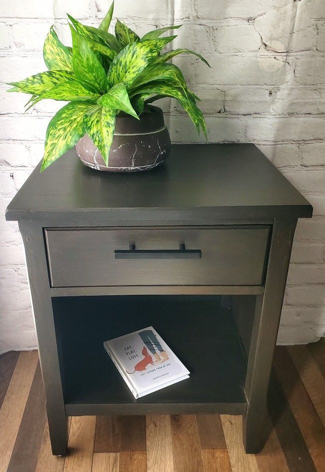 End Table ~ Nightstand