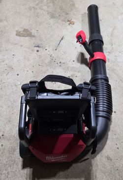 Milwaukee Backpack Leafblower