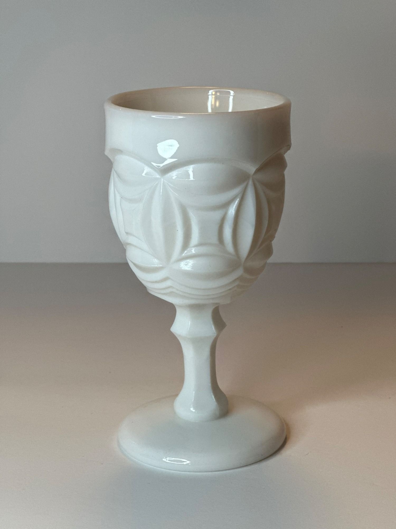Vintage MCM LE Smith Bristol White Milk Glass Geometric Drinking Goblet 6.5"