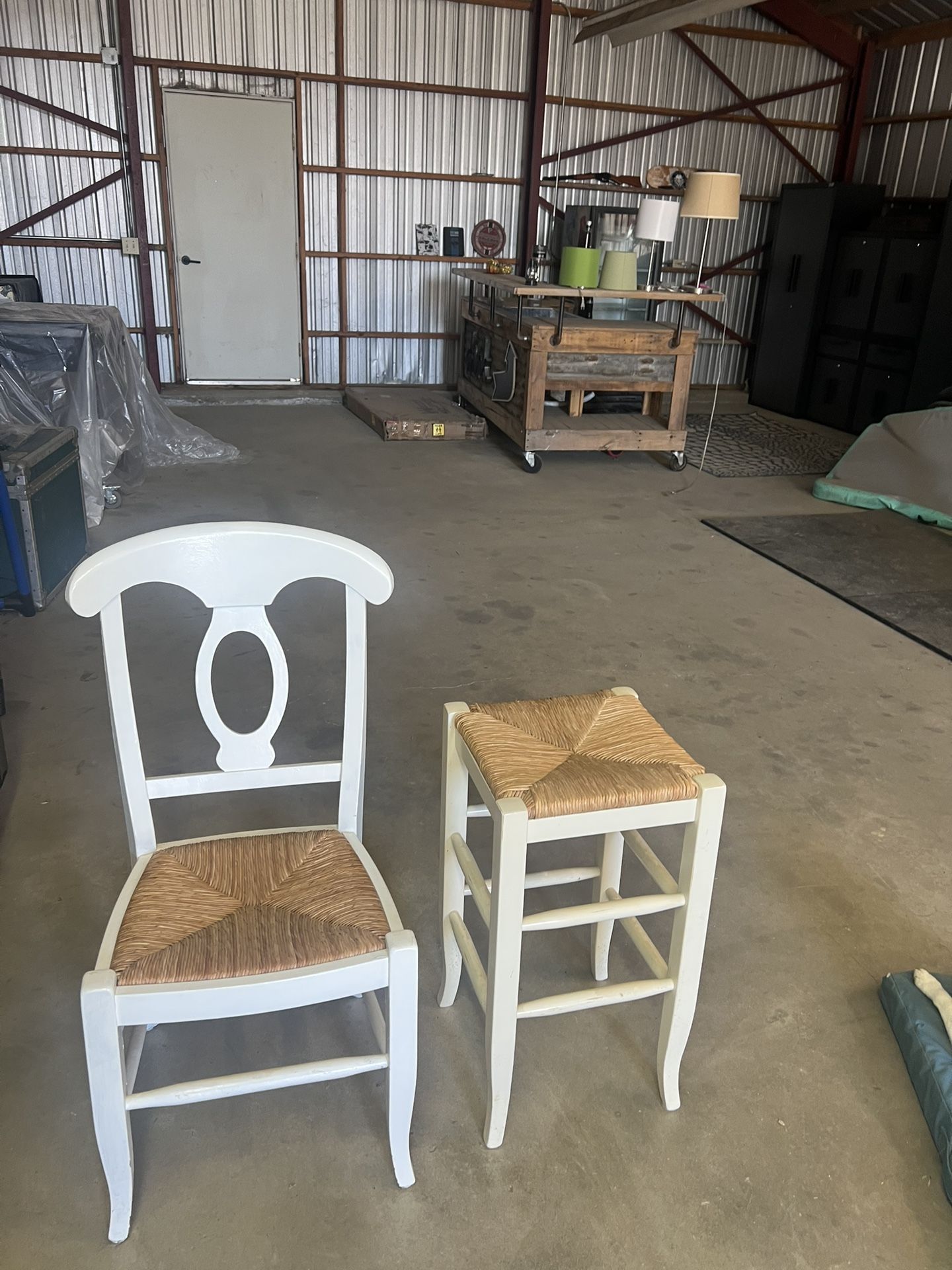White Chairs And Stools