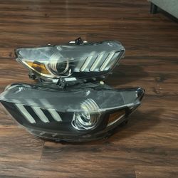 2015/2016/2017 Ford Mustang Headlights Oem