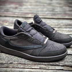 Travis Scott x Air Jordan 1 Retro Low OG SP 'Velvet Brown' 