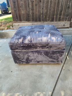 New ottoman for Sale in Manteca