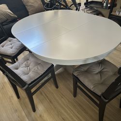Dining Table With 3 Chairs 