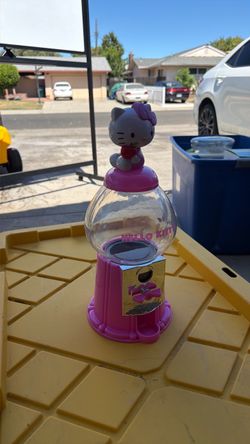 Hello Kitty Gumball Machine