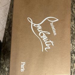 Authentic Beige Or Black  Heels 