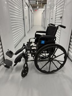 Medline lightweight manual wheelchair