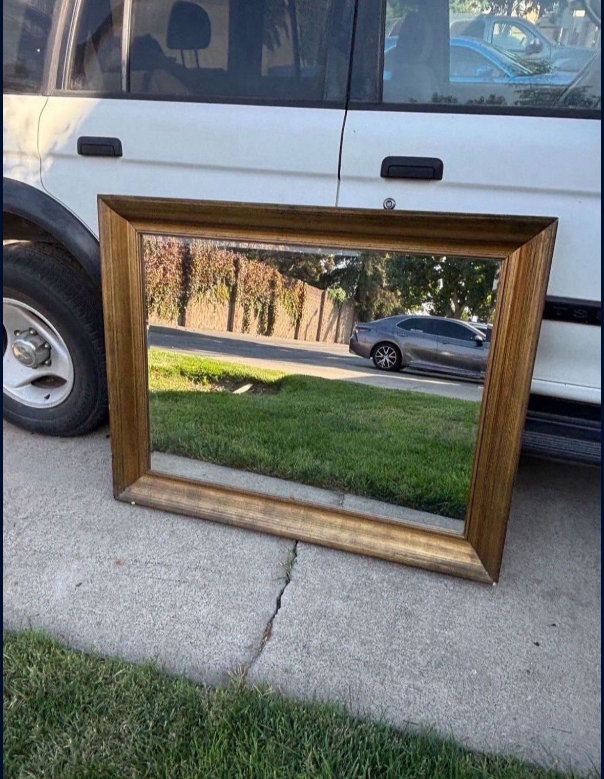 Bronze Like Mirror 