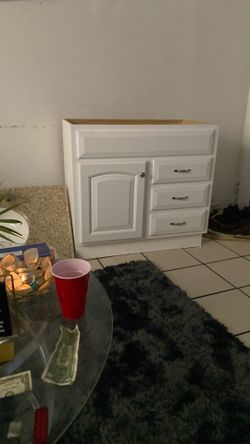Bathroom vanity