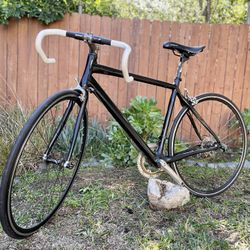 Black Specialized Roubaix