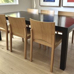 Dining Room Table And  6 Chairs!