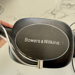 Bowers and Wilkins Wired P7 headphones