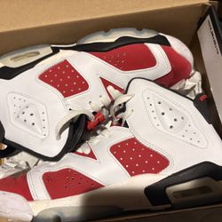 Jordan’s Size 7 Women’s