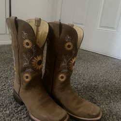 Boots  7.5 Botas Vaqueras