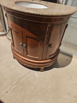 Bathroom vanity
