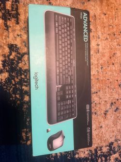 Logitech Keyboard and Mouse set- Excellent Condition