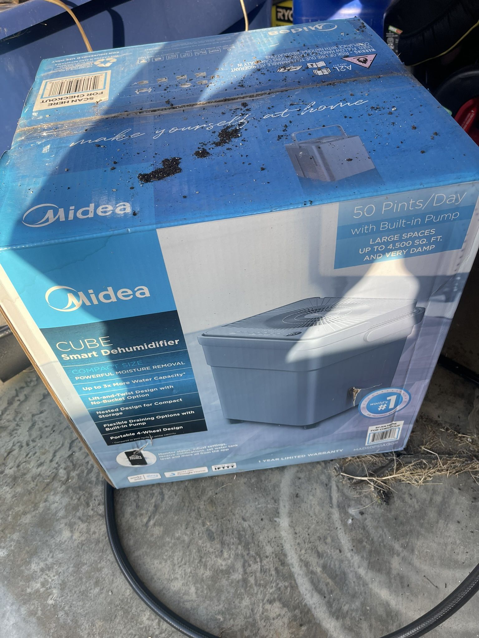 Midea Dehumidifier