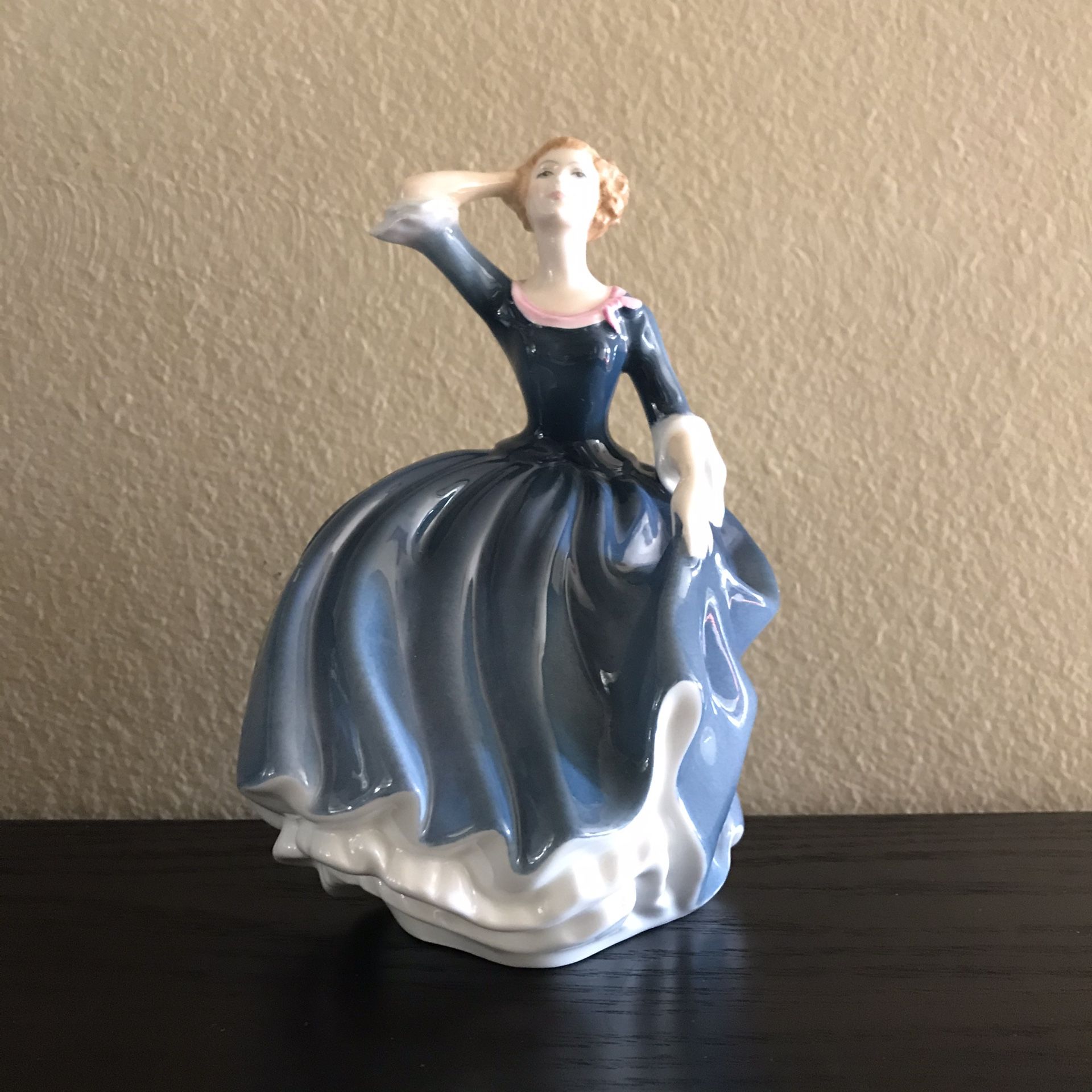 Royal Doulton Tina Figurine Vintage Antique Ceramics