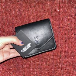 Black leather Vera Wang wallet 
