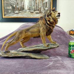Lion Statue
