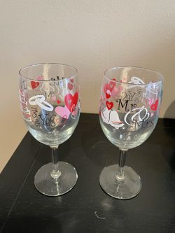 Brand New Married Wine Glass Set