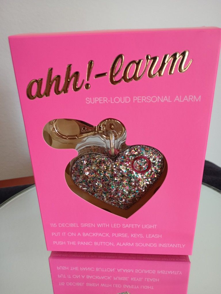 Decorative keyring alarm for women 