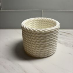 Small Modern Pot 