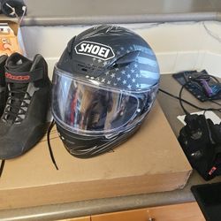 Shoei RF-1200 Motorcycle Helmet