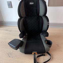 Chicco KidFit Zip Plus 2-in-1 Belt-Positioning Booster Car Seat