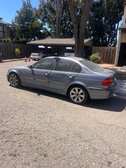 2003 BMW 325i