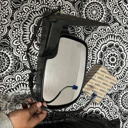 06 Silverado Side Mirrors