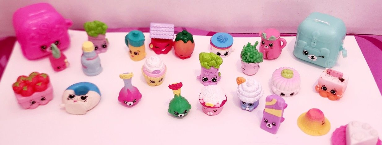 26  Random Shopkins