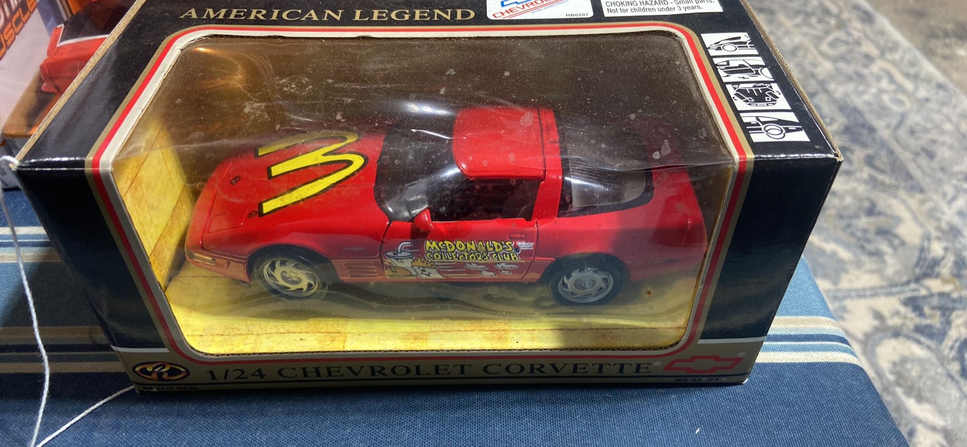 McDonald's Collectors Club 2001 Convention Custom Diecast Corvette 1/24 Limited 