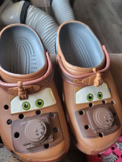 Mater disney crocs