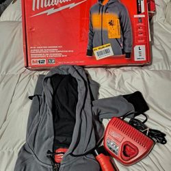 Men's Large M12 Lithium Ion Cordless Heated Jacket Combo