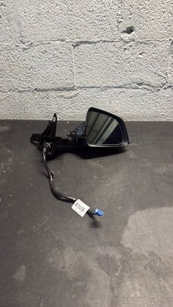 Tesla model Y rh side mirror oem