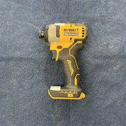 Dewalt Impact Driver Tool Only (DCF809)