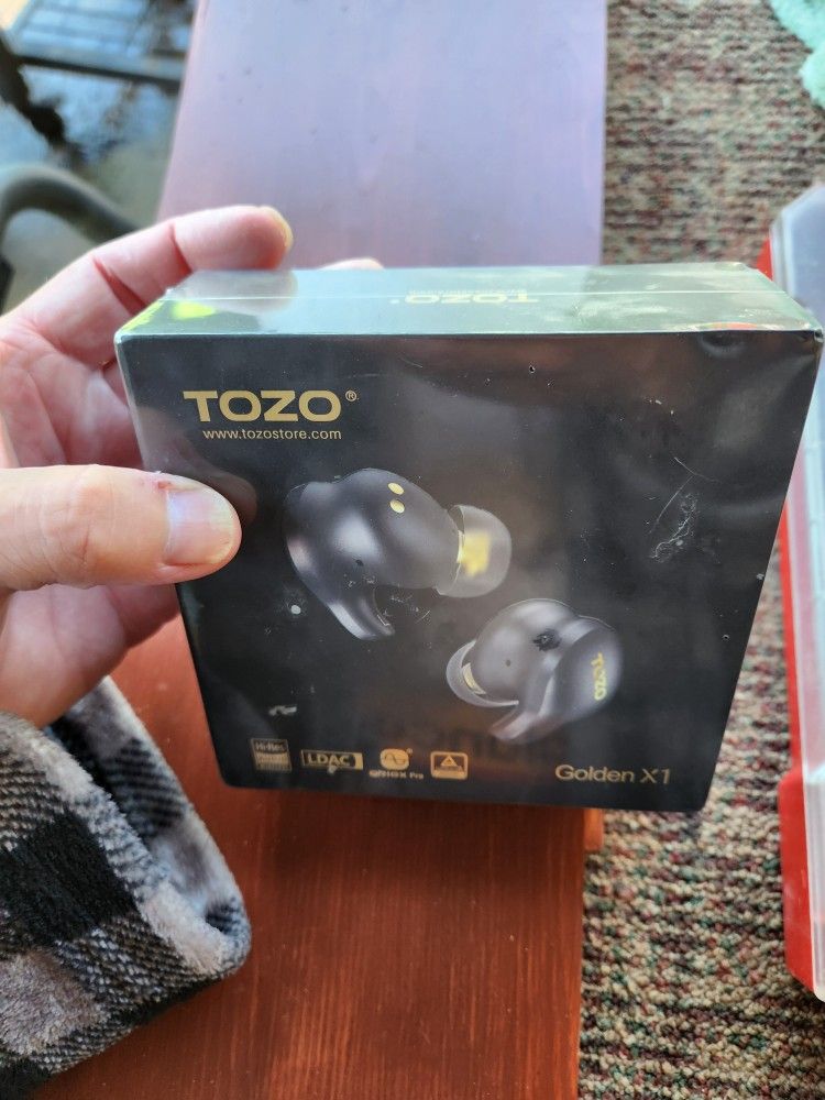 Tozo GOLDEN X1 Hi RESOLUTION  WIRELESS EAR BUDS