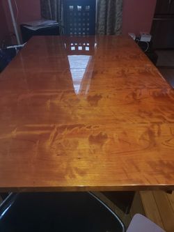 6 metal chairs with table & cover for the top