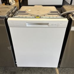 Hotpoint Dishwasher