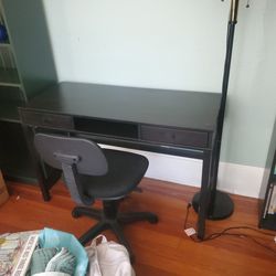 Desk And Chair. 