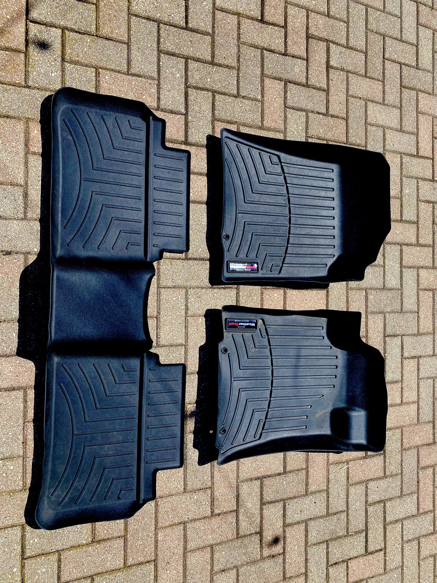 2015 Nissan Altima Weather Tech Floor Mats for Sale in Romeoville, IL