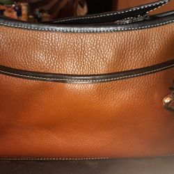 Beautiful Leather, Clean, BRIGHTON PURSE.  Smoke Free, Brown With Black Trim... 