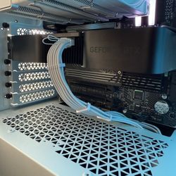 RTX 4070 Super 12 gb FE