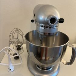 Kitchen Aid Artisan Stand Up Mixer