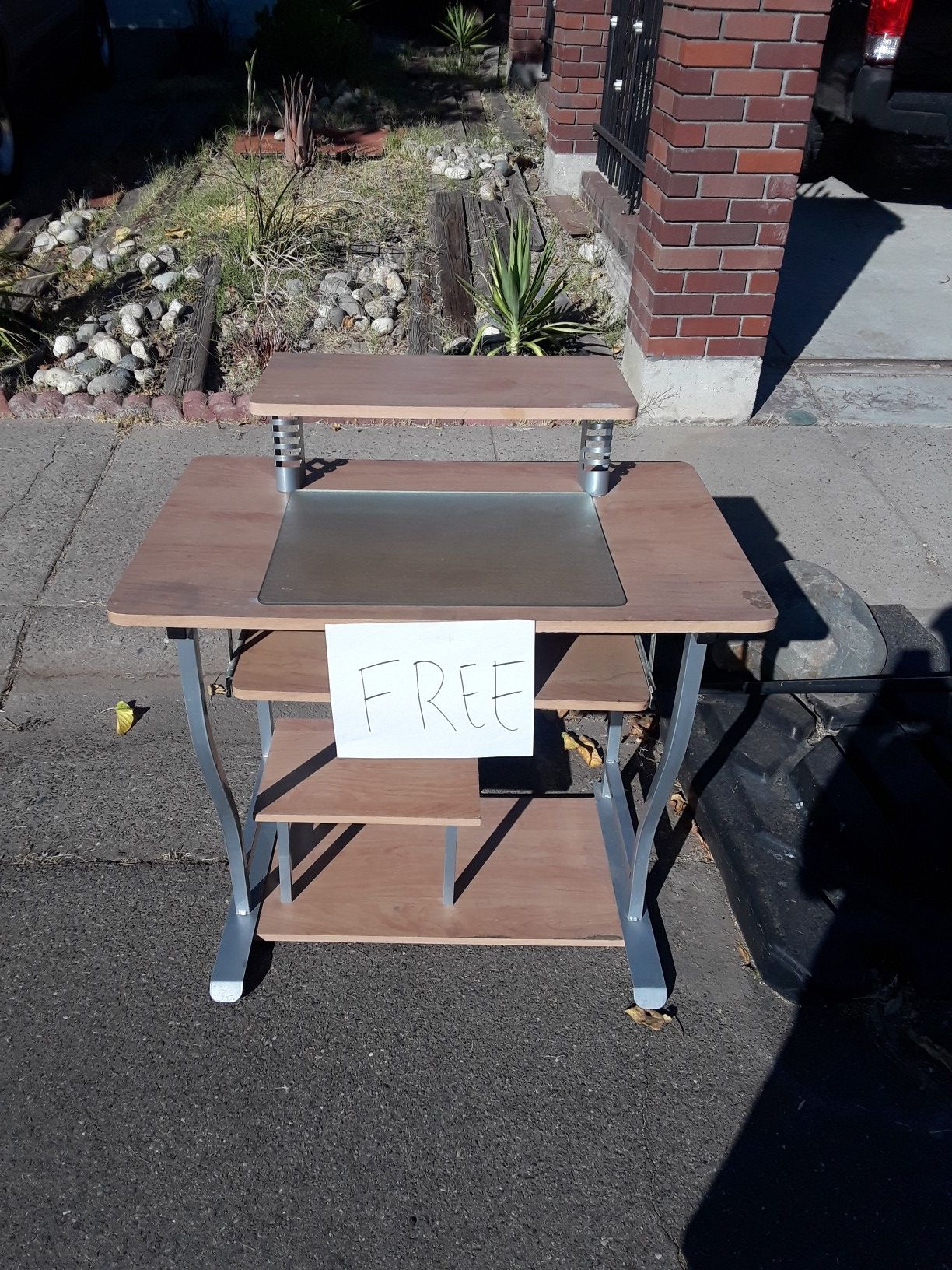 Free computer desk