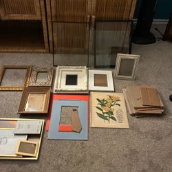 12 Picture Frames, Some Matt’s And Vintage Picture