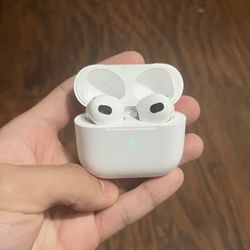 AirPods Pro Generation 3