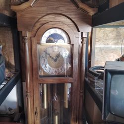 Grandfather Clock 