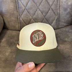 Seattle Mariners 7 5/8